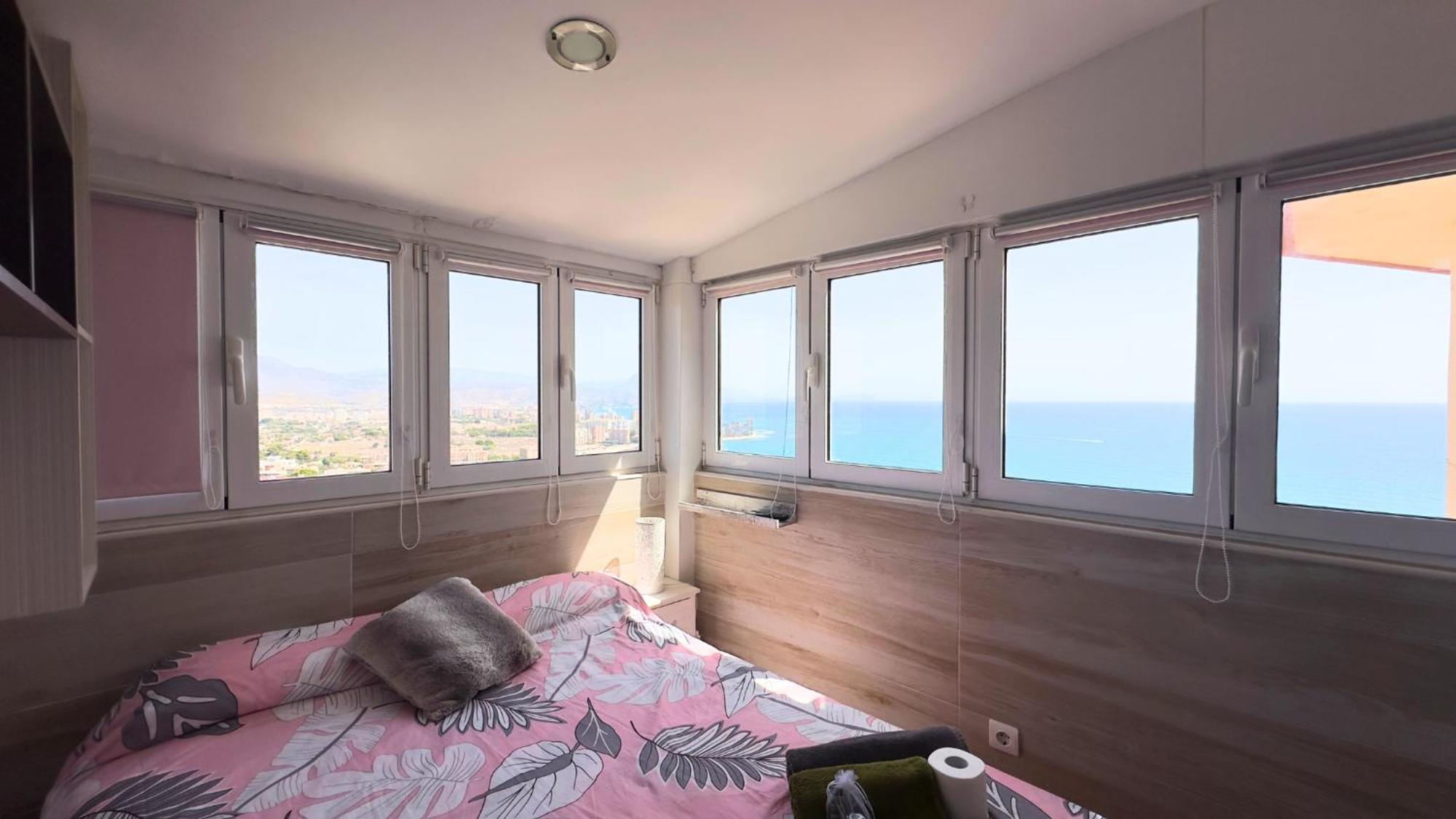 Ferienwohnung Atico A 50M Del Mar. Parking Gratis. A/C El Campello Exterior foto