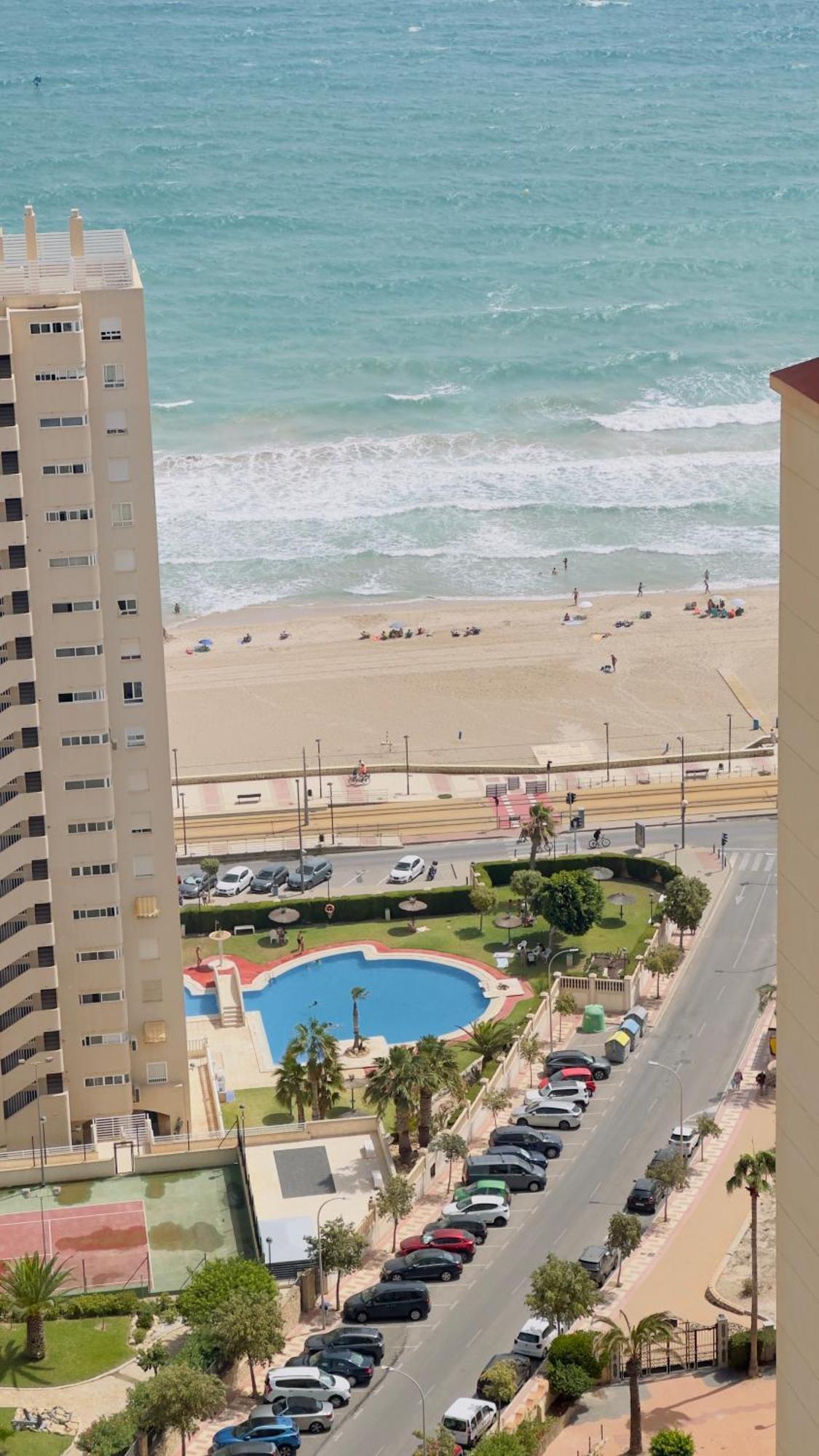 Ferienwohnung Atico A 50M Del Mar. Parking Gratis. A/C El Campello Exterior foto